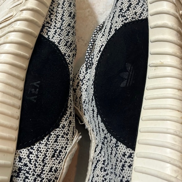adidas YZY boost turtle dove size 10 - Picture 4 of 6